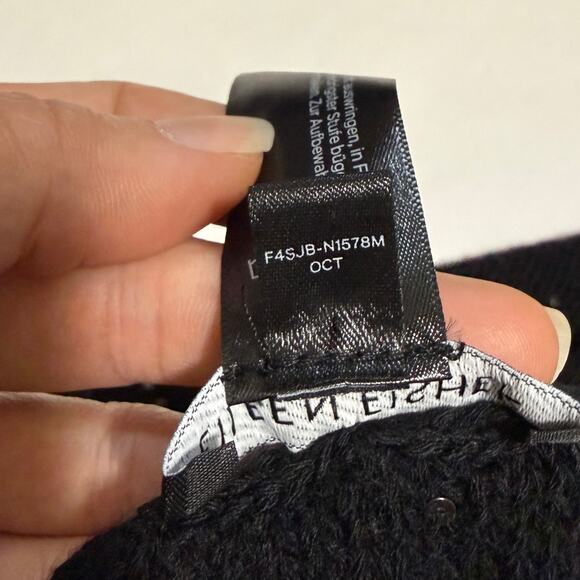 Eileen Fisher Oversized Knit Merino Wool Blouse S/M Black Sequin Holiday Party - Picture 12 of 12